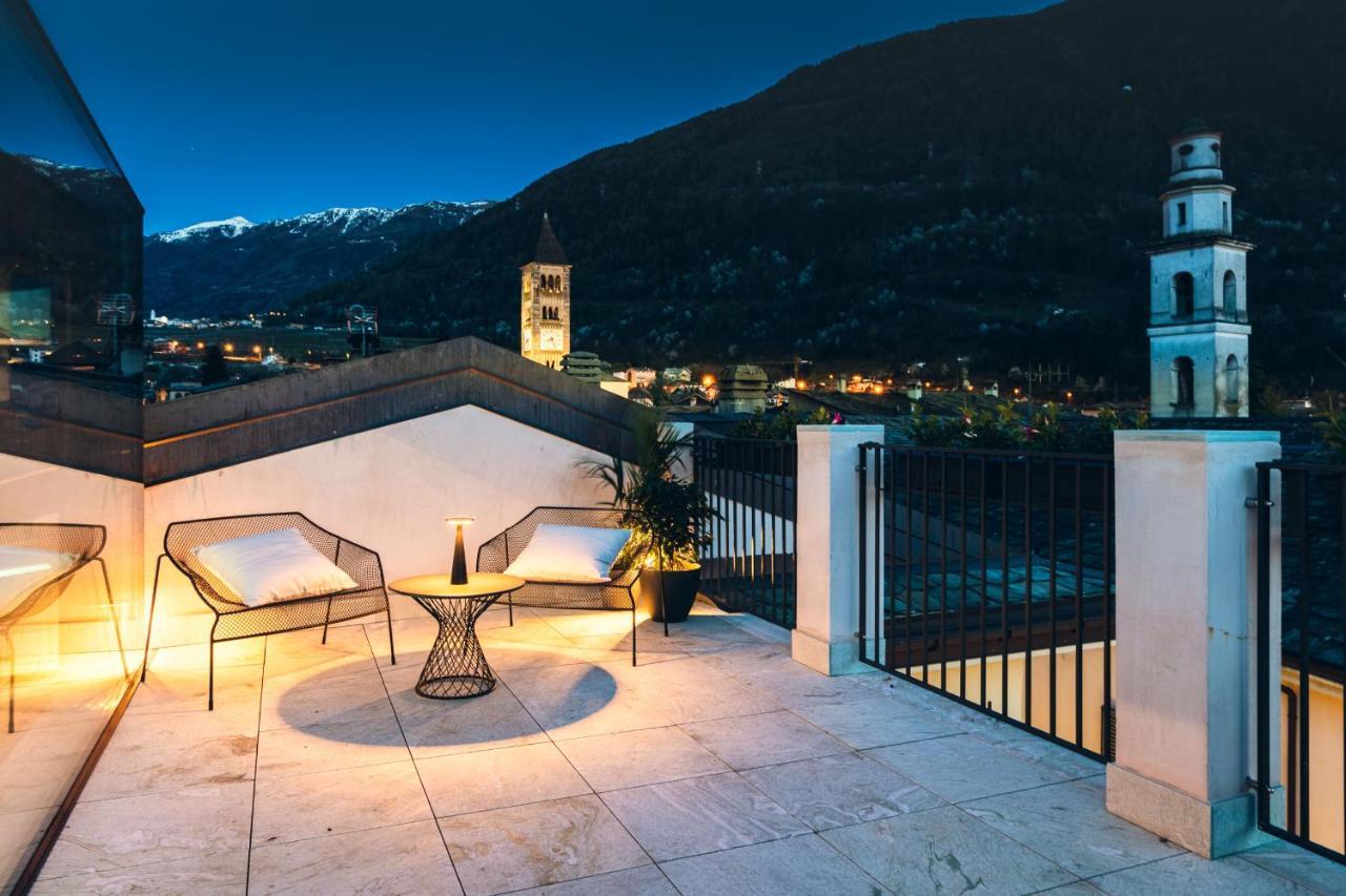 Domus Cavour Rooms&Suites Tirano Luaran gambar