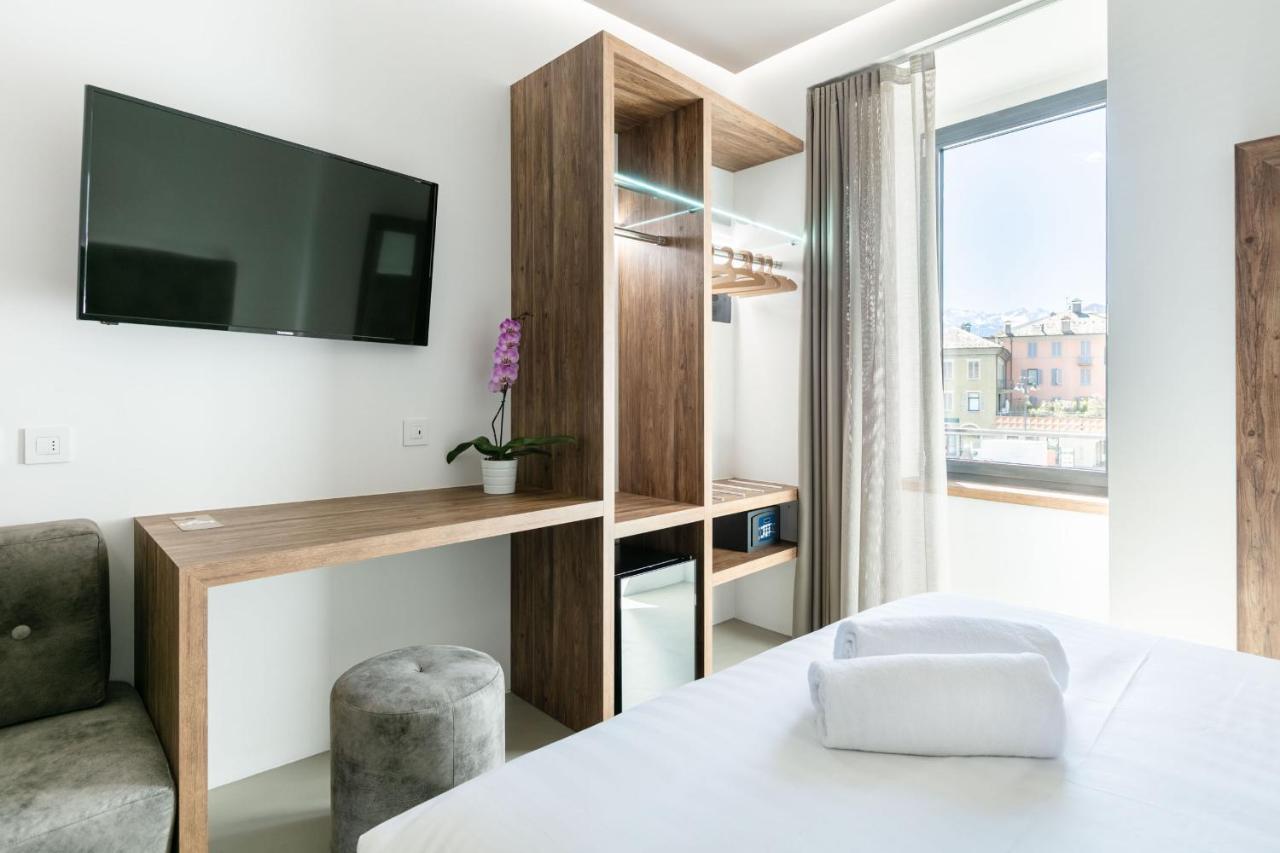 Domus Cavour Rooms&Suites Tirano Luaran gambar