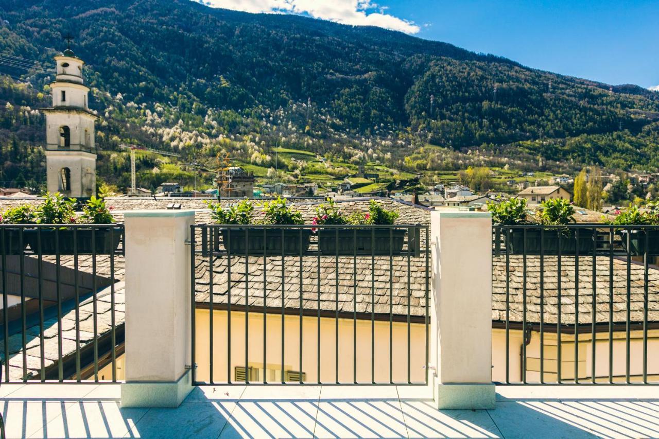 Domus Cavour Rooms&Suites Tirano Luaran gambar