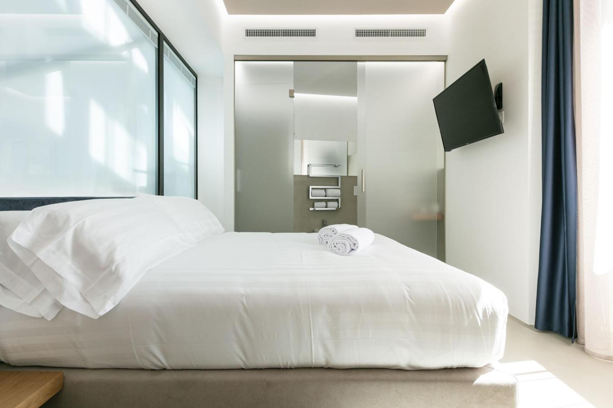 Domus Cavour Rooms&Suites Tirano Bilik gambar