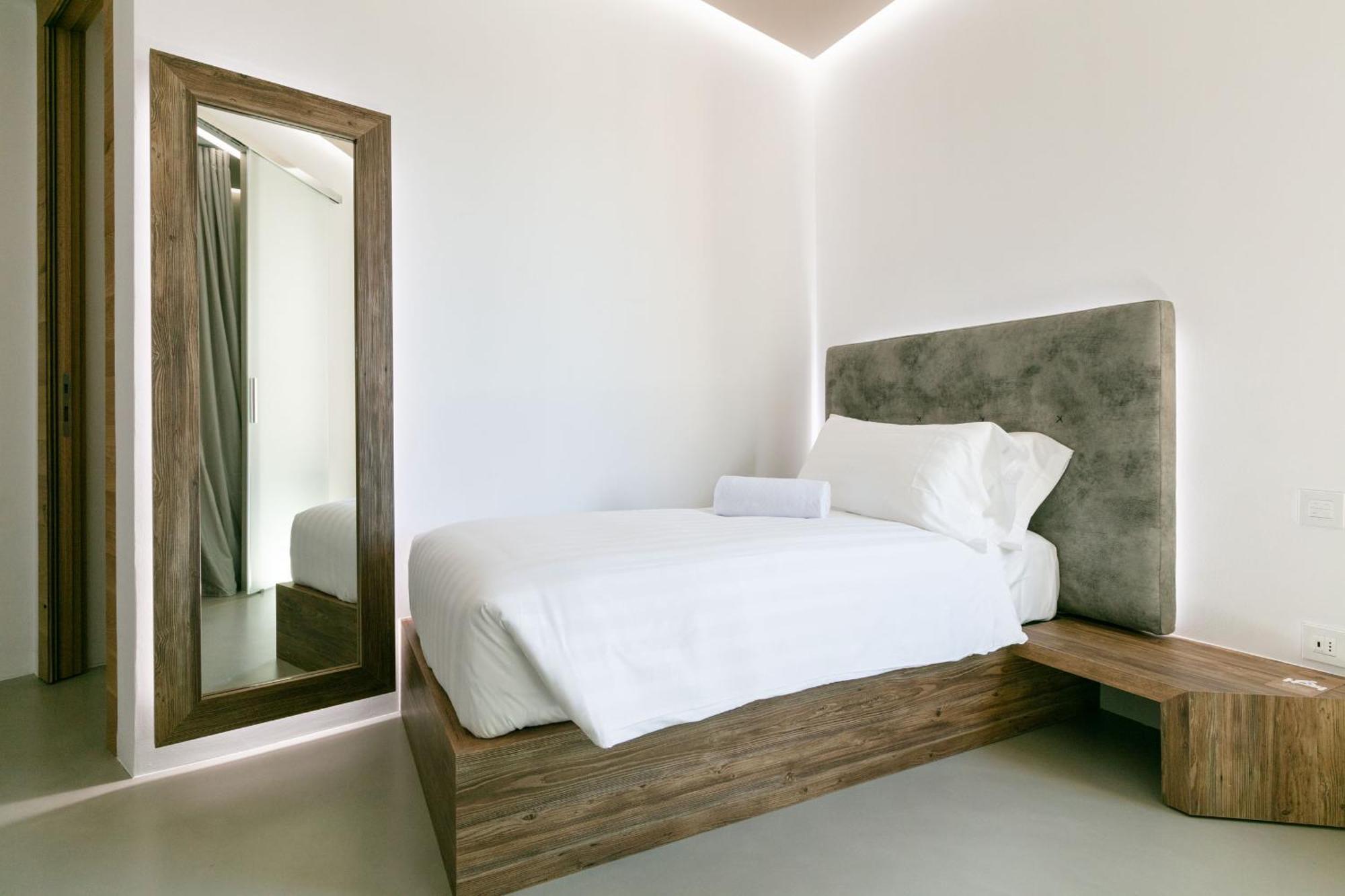 Domus Cavour Rooms&Suites Tirano Bilik gambar